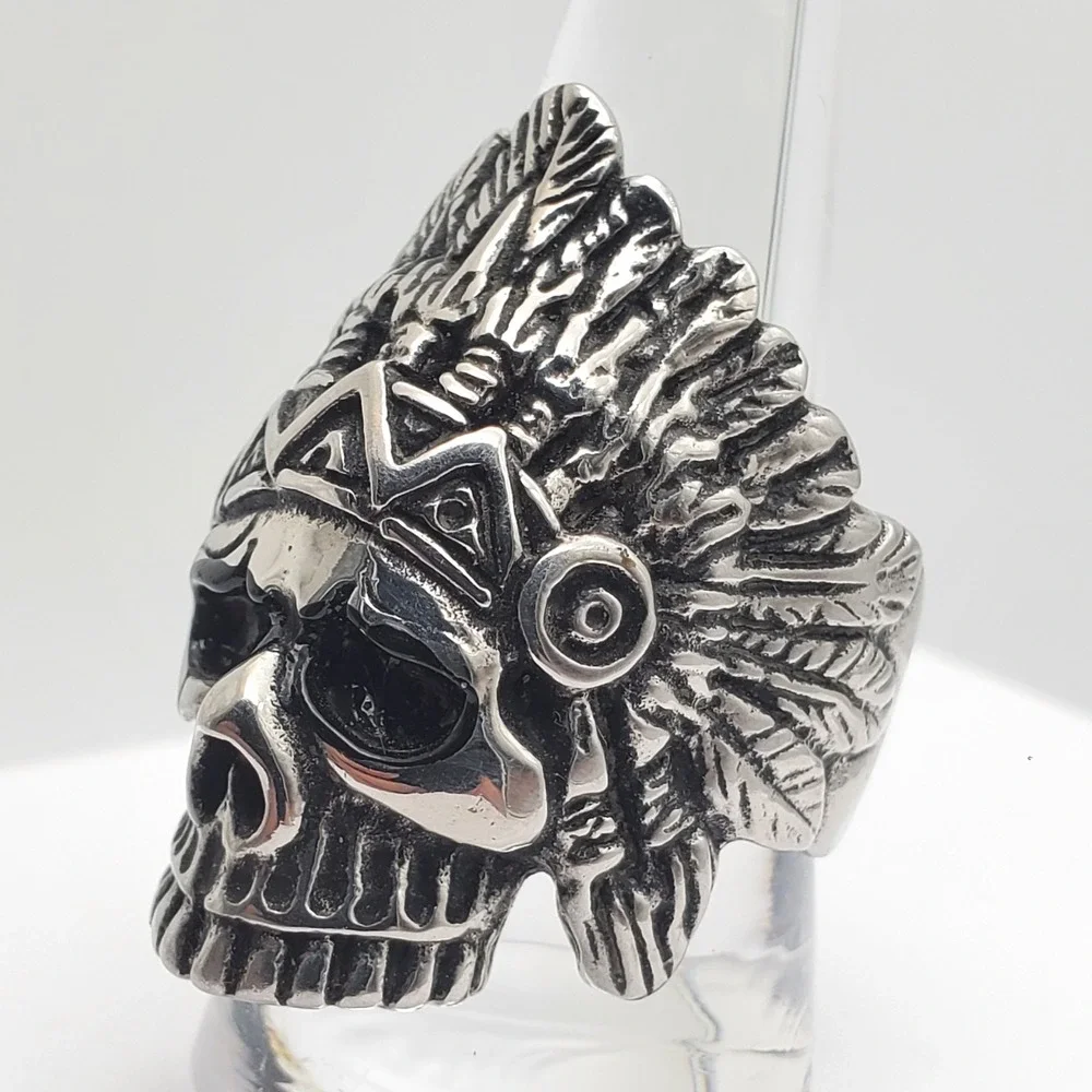 Skull Biker Ring Silver Tone Size 11 Headdress Feather Gothic Large Skeleton Vtg